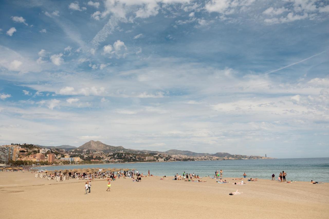 In The Historic Center Of Malaga, Very Close To The Beach And The Ave Train Station, With Private Parking Kültér fotó