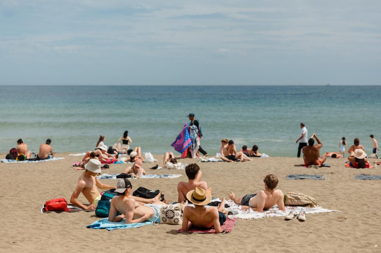 In The Historic Center Of Malaga, Very Close To The Beach And The Ave Train Station, With Private Parking Kültér fotó