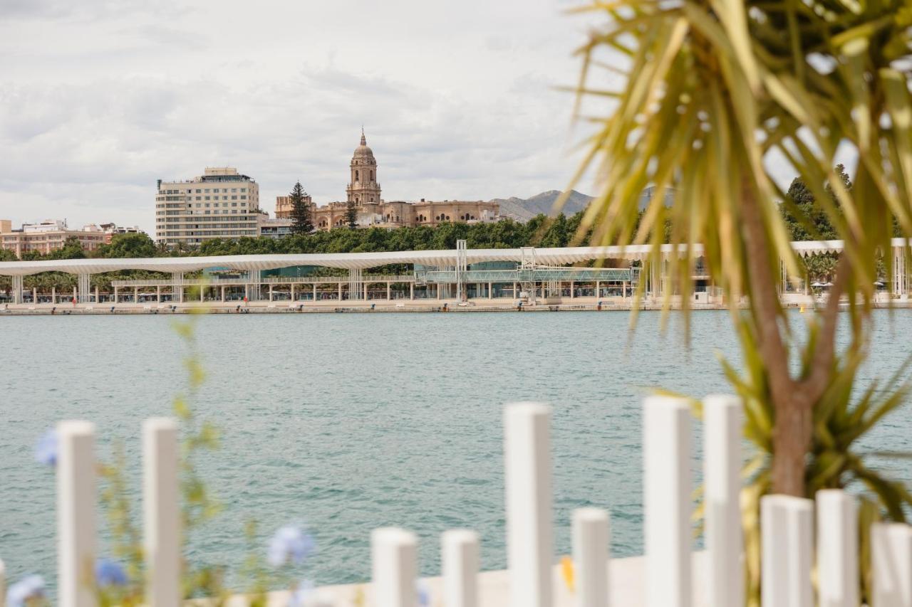 In The Historic Center Of Malaga, Very Close To The Beach And The Ave Train Station, With Private Parking Kültér fotó
