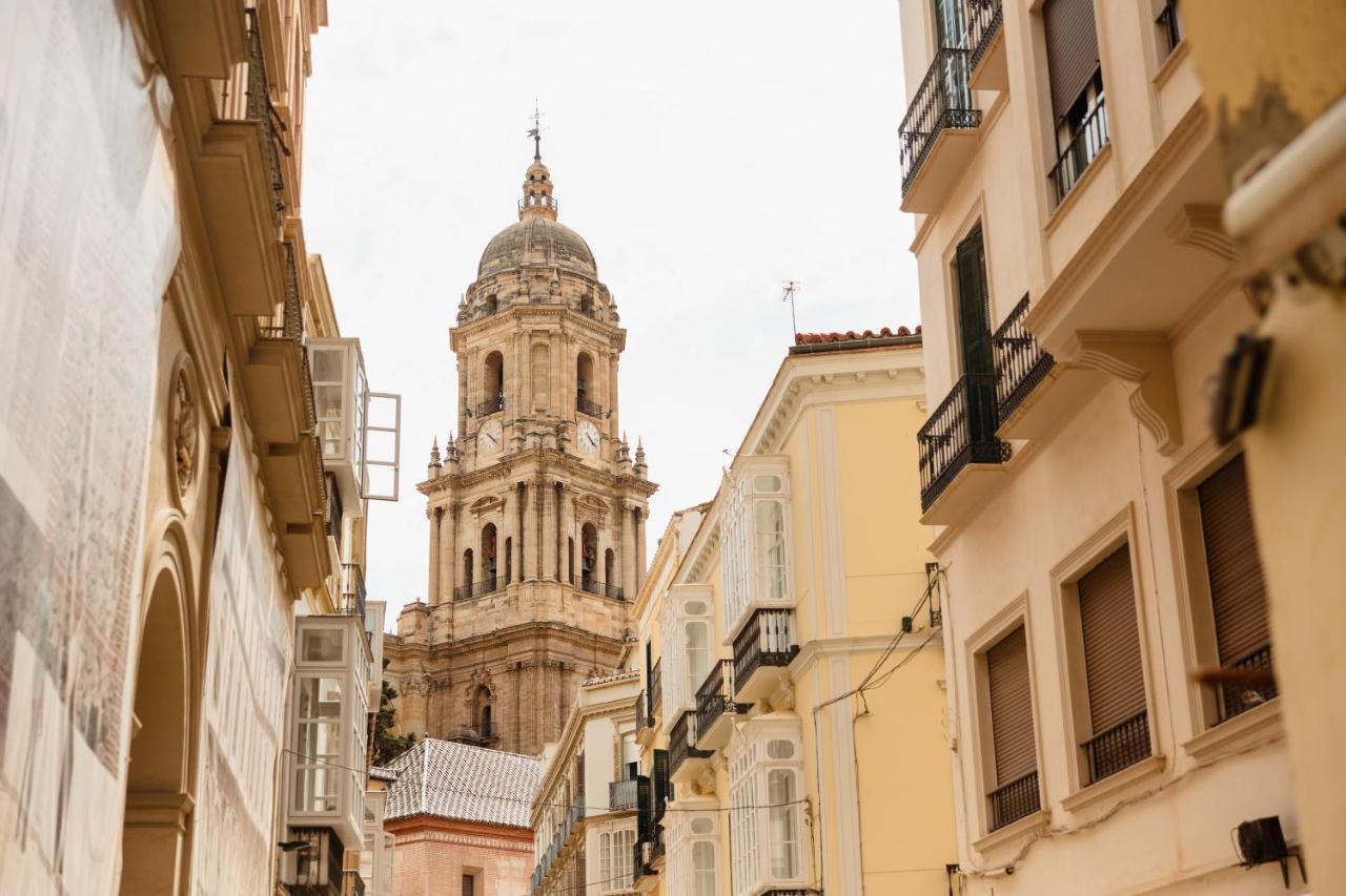 In The Historic Center Of Malaga, Very Close To The Beach And The Ave Train Station, With Private Parking Kültér fotó